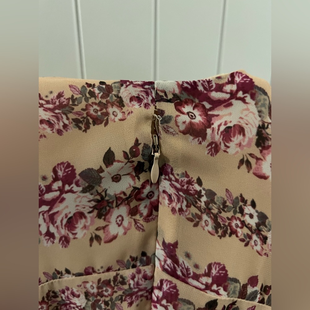 Nanette Lepore Light Pink/Nude Floral Print Midi Sun Dress - Feminine Romantic - Picture 7 of 9